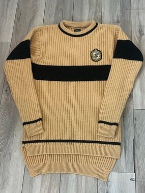Harry Potter Hufflepuff Quiditch Wool Sweater Mustard Yellow Black Womens large